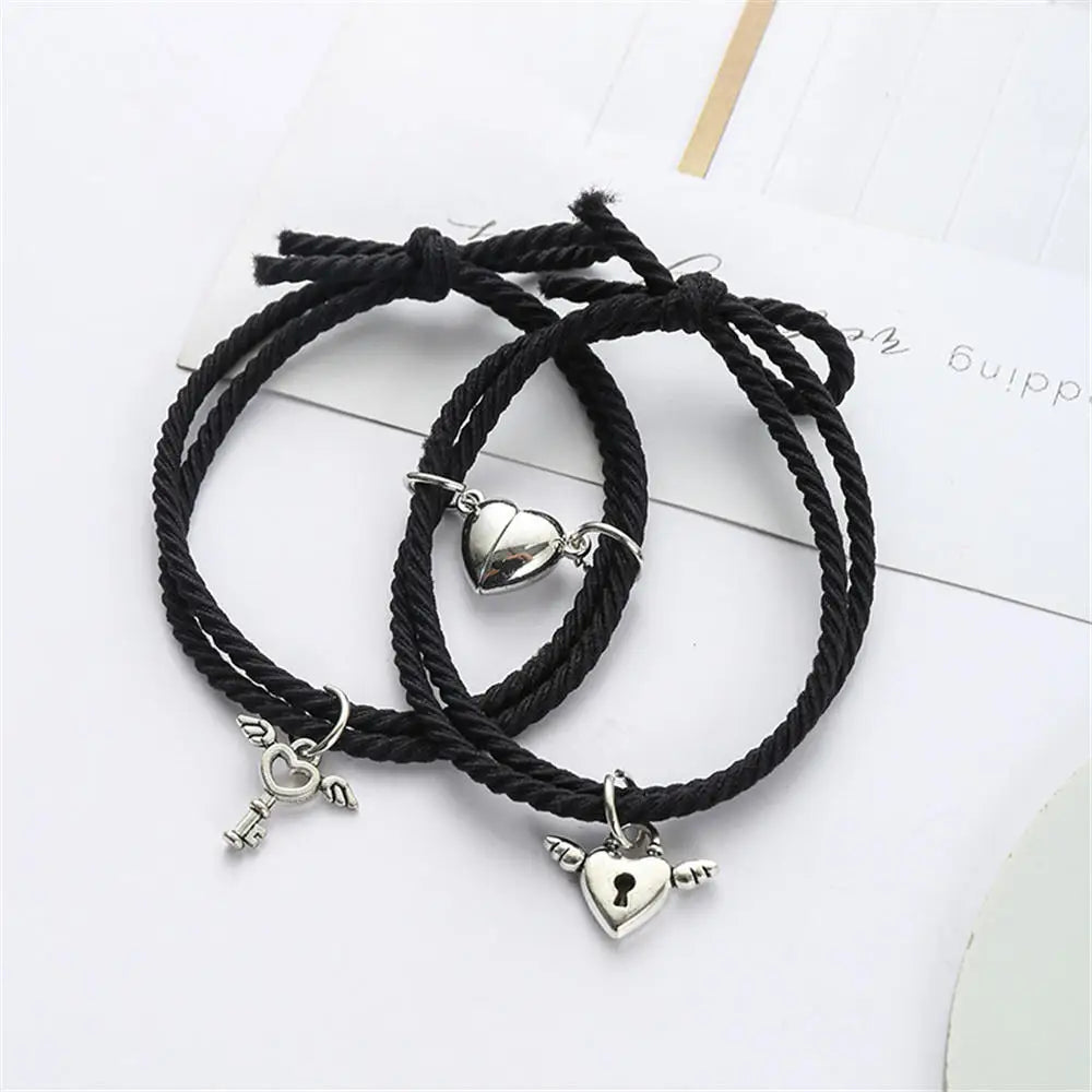 2pcs/Set Rope Braided Bracelet Trendy Alloy Magnet Attachment Couple Bracelet Simple Love Heart Black And White Bracelet Jewelry
