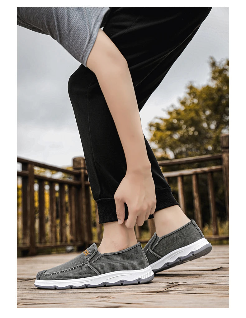 2025 Spring/summer New Style One-piece Dad's Shoes with Soft Sole, Comfortable Flat Bottom Shoes,Canvas Men's Shoes
