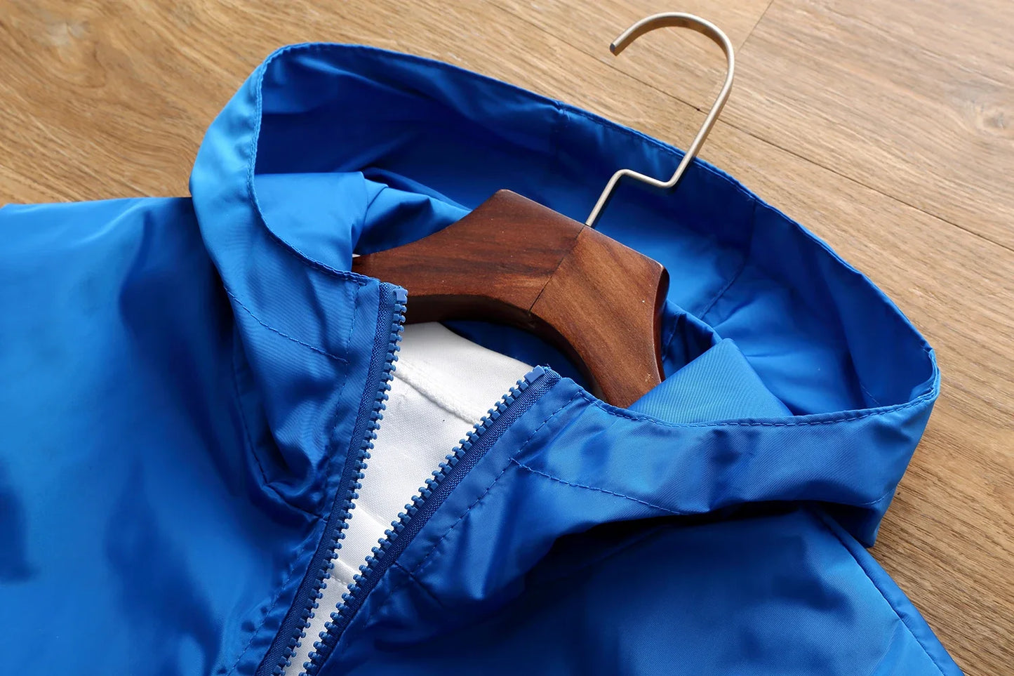 Men's hooded jacket, casual atmosphere thin coat, street clothing, fishing jacket, spring and autumn new