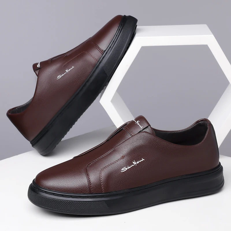 2025 Summer New Mens Loafers Trend Concise Casual Shoes Fashion Urban Leisure Leather Shoes Comfortable Convenient Board Shoes