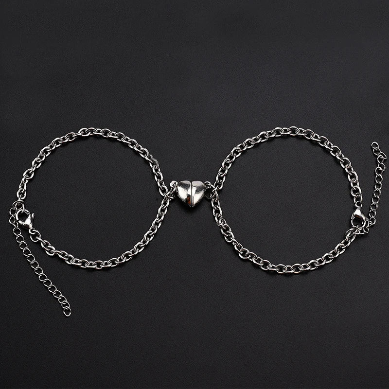 2Pcs/set Magnet Couple Bracelets Heart Attraction Bracelet Stainless Steel Charm Simple Cuban Chains Key Lock Jewelry Gifts
