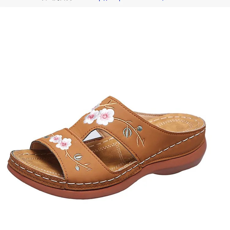 Women Slippers Embroider Flowers Leather Woman Sandals 2023 Outdoor Light Casual Wedges Slippers Slip on Summer Shoes for Women