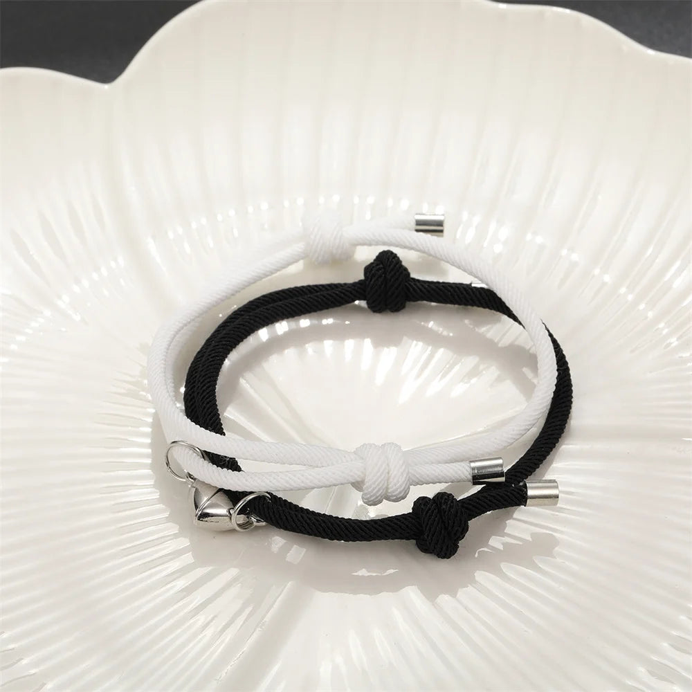 2pcs/Set Rope Braided Bracelet Trendy Alloy Magnet Attachment Couple Bracelet Simple Love Heart Black And White Bracelet Jewelry
