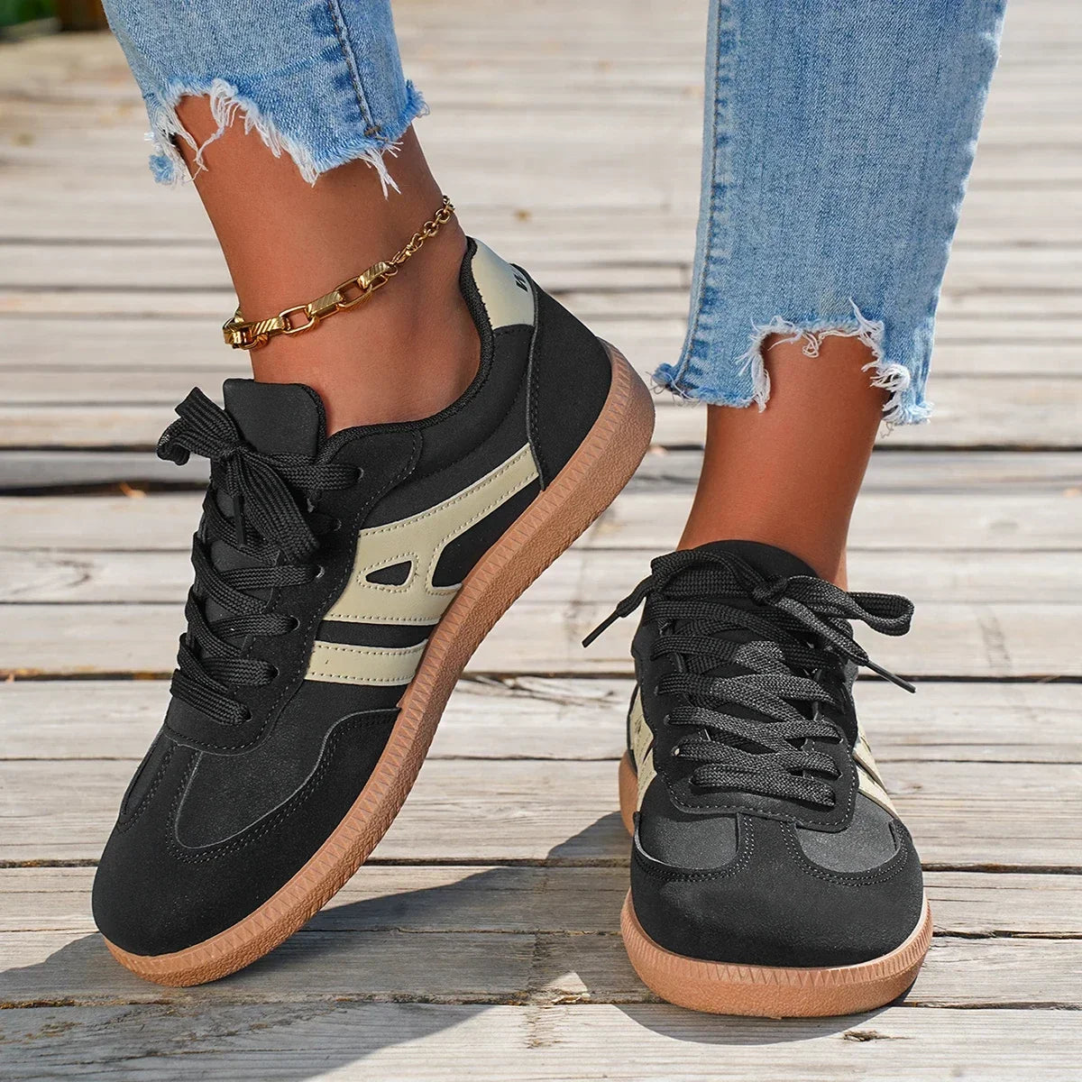 2025 New Ladies Black Sneakers Soft-soled Comfortable Shoes Women Leisure Joker Walking Shoes Tenis Feminino Zapatillas Mujer