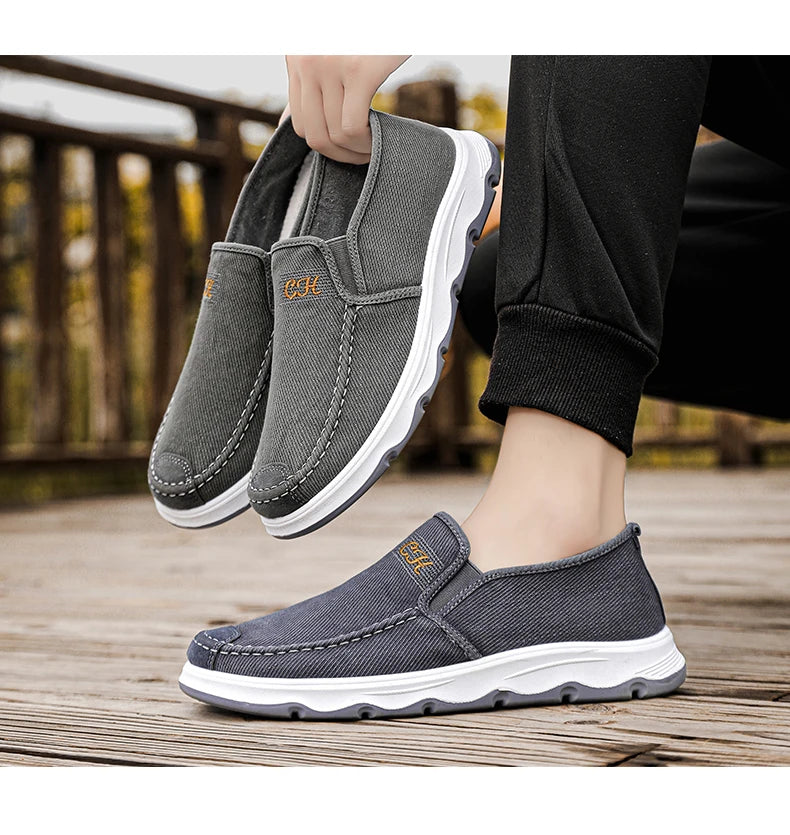 2025 Spring/summer New Style One-piece Dad's Shoes with Soft Sole, Comfortable Flat Bottom Shoes,Canvas Men's Shoes