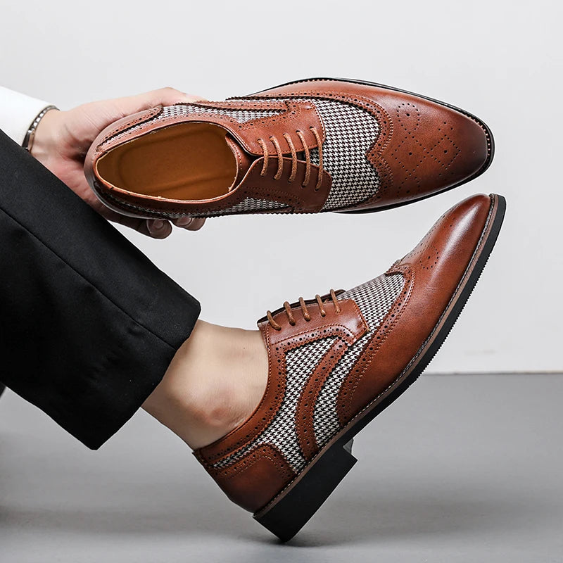2025 Spring British Two-Tone Brogue Shoes Men Leather Low-Cut Casual Shoes Anti-Slip Breathable Office Daily Wear Oxford Shoes