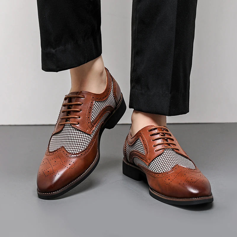 2025 Spring British Two-Tone Brogue Shoes Men Leather Low-Cut Casual Shoes Anti-Slip Breathable Office Daily Wear Oxford Shoes