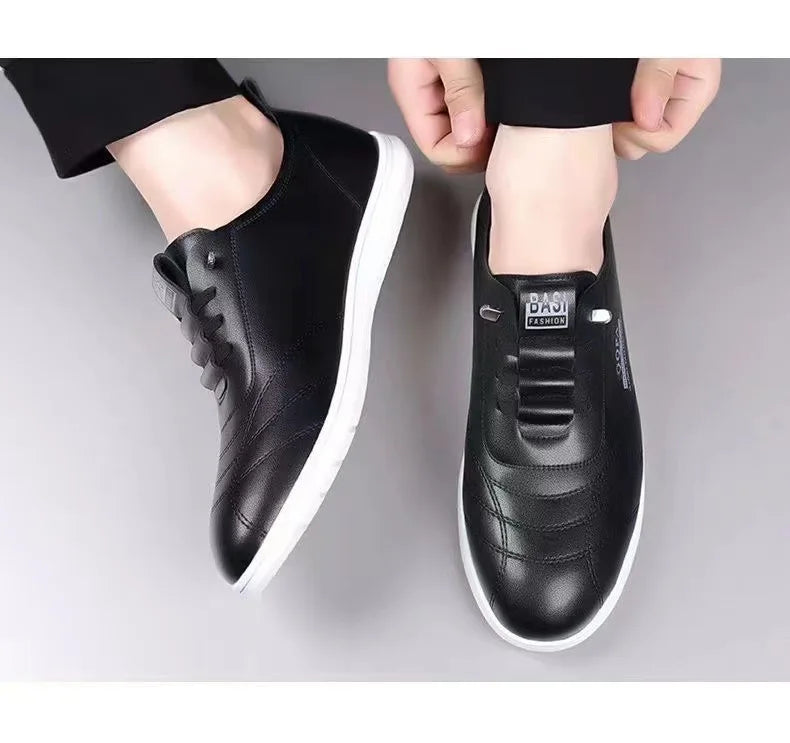 2025 New Men's Loafers Fashion Casual Leather Shoes for Men Comfortable Soft Sole Driving Shoes Classic Versatile Walking Shoes