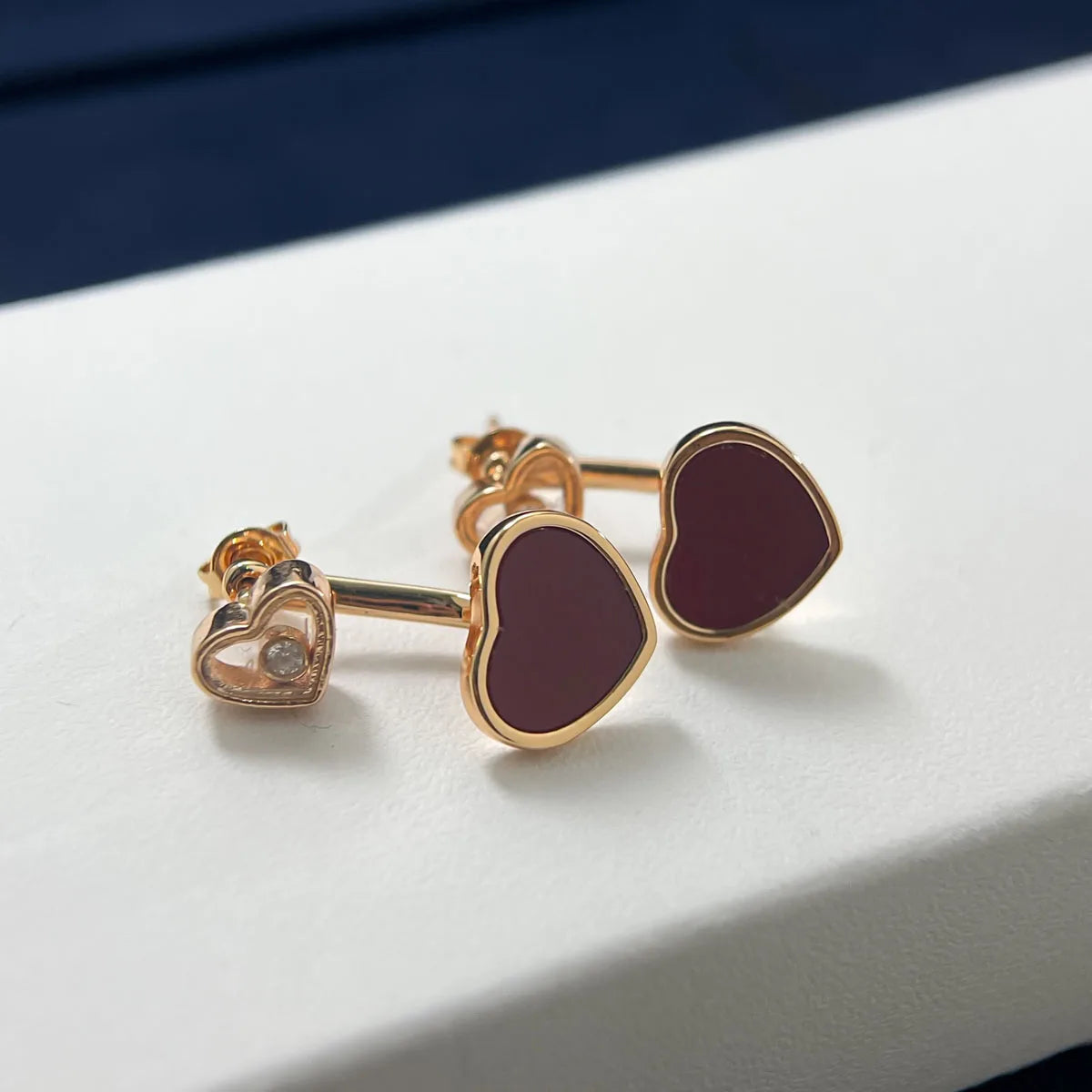 2025 New Fashionable Minimalist, Small and Popular, Exquisite Love Earrings for Women, Suitable for Jewelry Gifts, Free Shipping