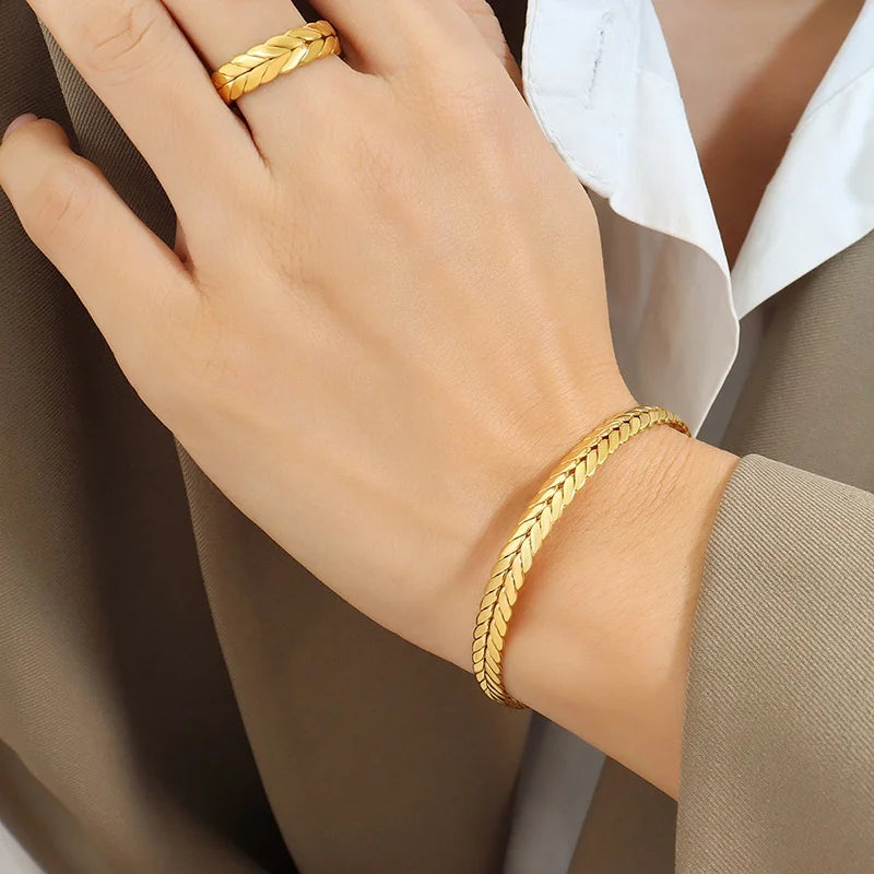 Women's Bracelet Ring Set Retro Style Adjustable Stainless Steel Fashion Versatile Jewelry Accessories