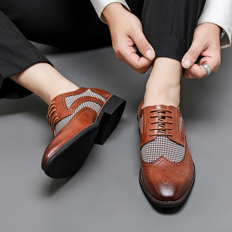 2025 Spring British Two-Tone Brogue Shoes Men Leather Low-Cut Casual Shoes Anti-Slip Breathable Office Daily Wear Oxford Shoes