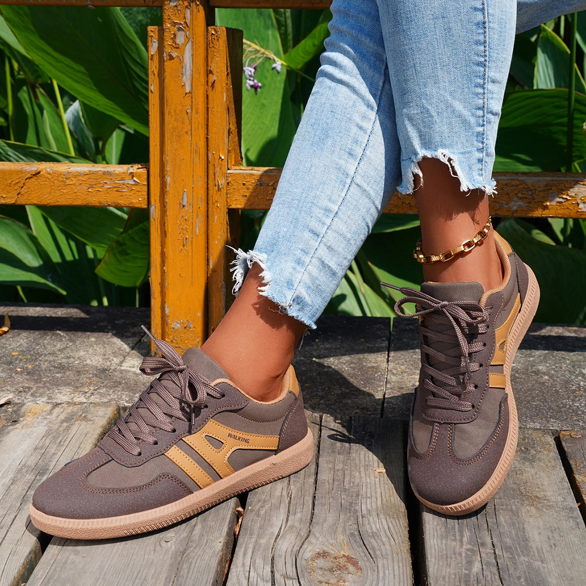 2025 New Ladies Black Sneakers Soft-soled Comfortable Shoes Women Leisure Joker Walking Shoes Feminino Zapatillas Mujer