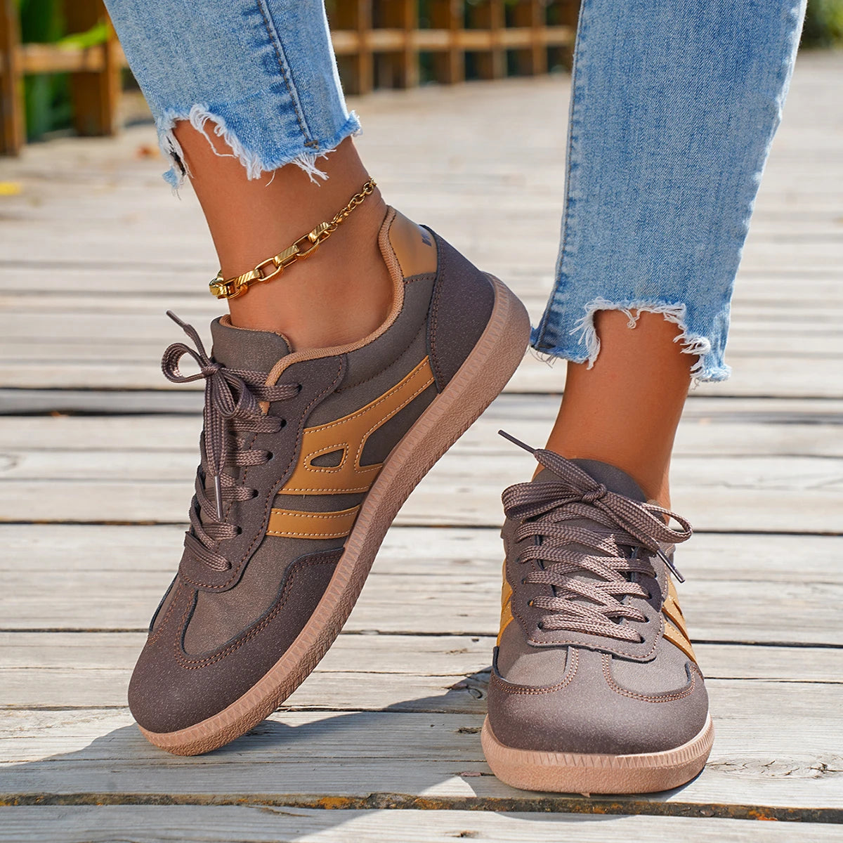2025 New Ladies Black Sneakers Soft-soled Comfortable Shoes Women Leisure Joker Walking Shoes Feminino Zapatillas Mujer