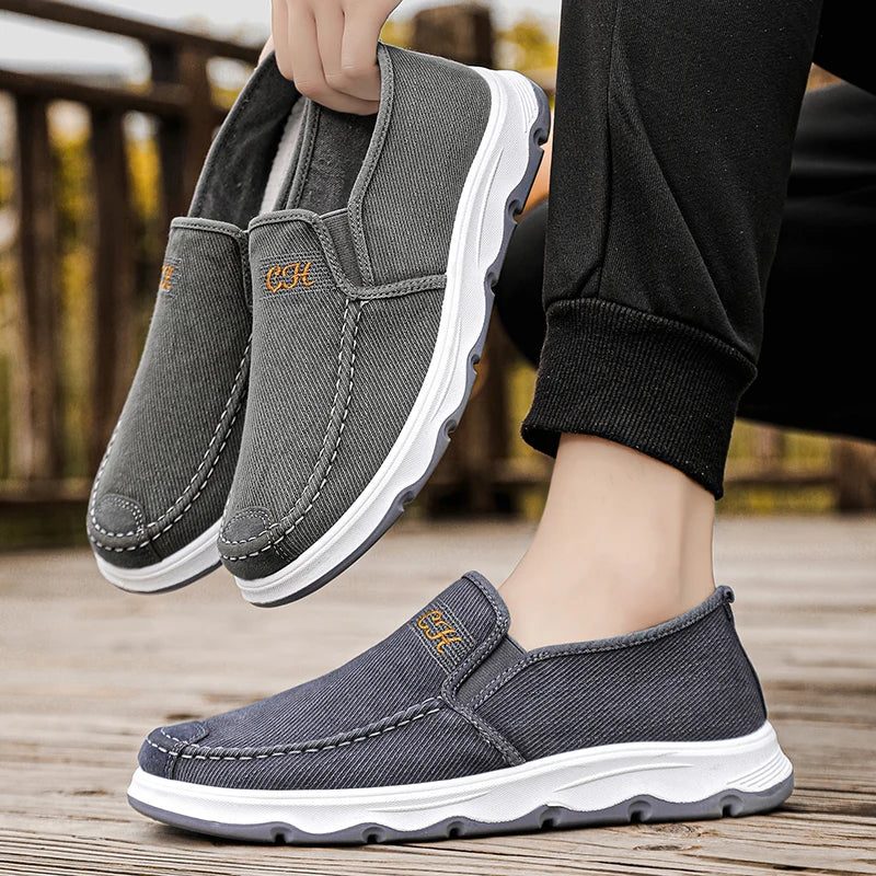2025 Spring/summer New Style One-piece Dad's Shoes with Soft Sole, Comfortable Flat Bottom Shoes,Canvas Men's Shoes