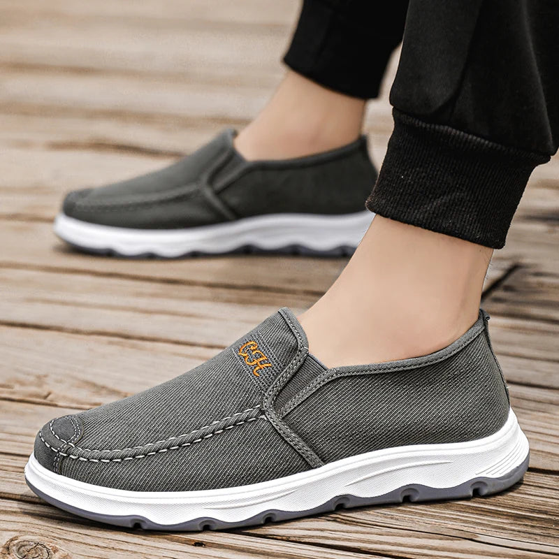 2025 Spring/summer New Style One-piece Dad's Shoes with Soft Sole, Comfortable Flat Bottom Shoes,Canvas Men's Shoes
