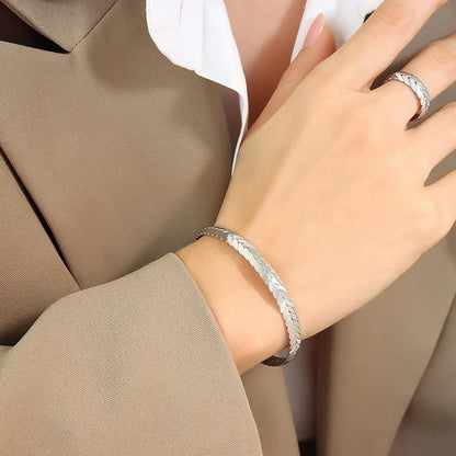 Women's Bracelet Ring Set Retro Style Adjustable Stainless Steel Fashion Versatile Jewelry Accessories