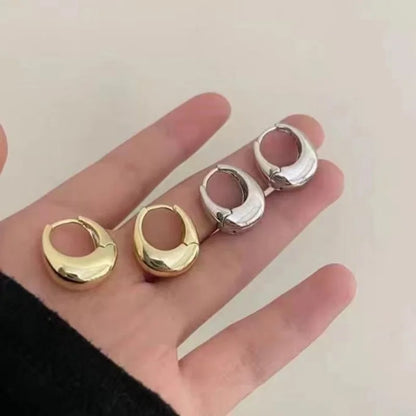1 pair of geometric hoop earrings – minimalist and elegant, delicate yet versatile, sexy jewelry gift for women.