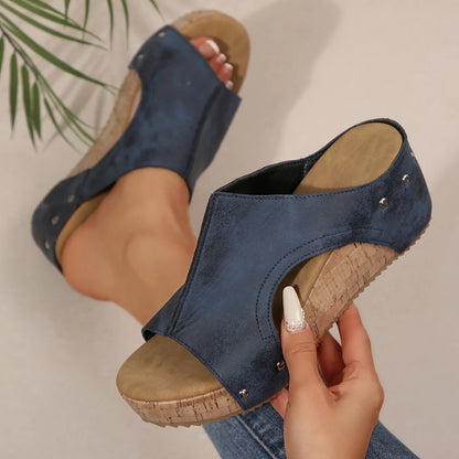 Women Slippers Comfortable Shallow Casual Outdoor Beach Slippers 2025 Summer New Fashion Wedges Casual Sandals for Women - Premium Kiosk