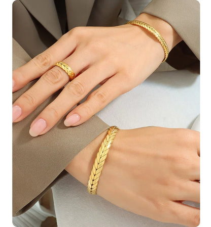Women's Bracelet Ring Set Retro Style Adjustable Stainless Steel Fashion Versatile Jewelry Accessories