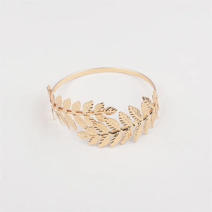 Women's Open Cuff Gold Color Leaf Bangles European Charming Exaggerated Charm Bracelets for Ladies Beach Vacation Hand Jewelry