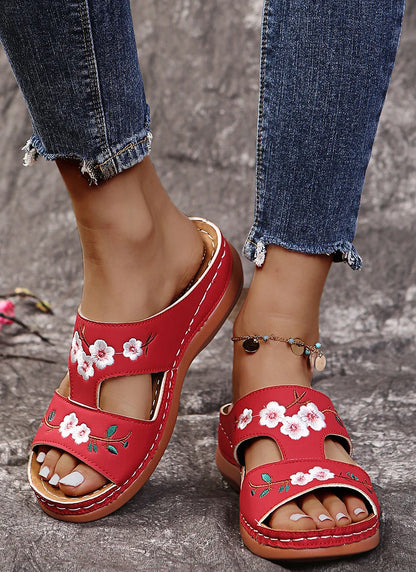Women Slippers Embroider Flowers Leather Woman Sandals 2023 Outdoor Light Casual Wedges Slippers Slip on Summer Shoes for Women