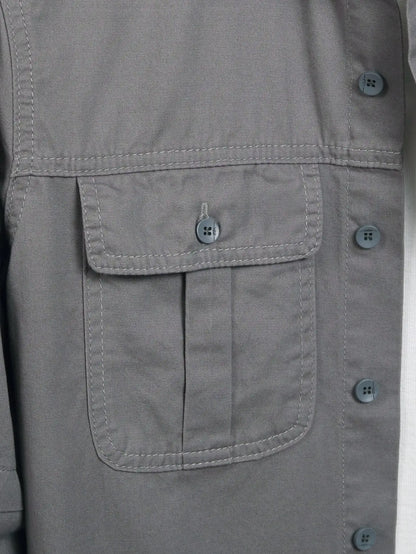 Men's workwear - style shirt for spring and autumn. Tailored fit. For daily casual wear. Trendy and minimalist.