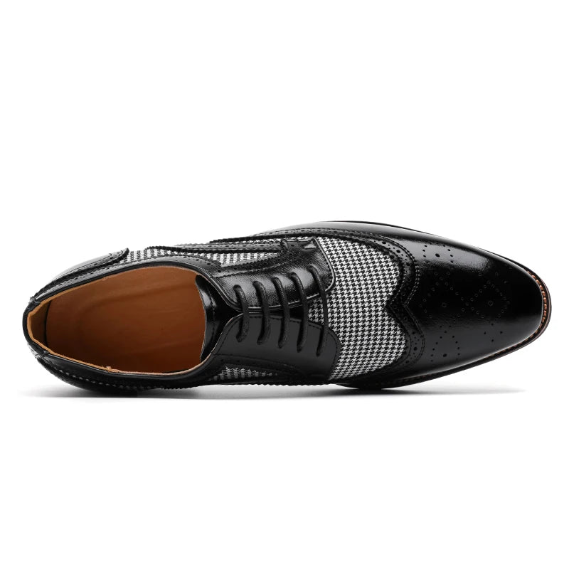 2025 Spring British Two-Tone Brogue Shoes Men Leather Low-Cut Casual Shoes Anti-Slip Breathable Office Daily Wear Oxford Shoes