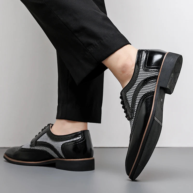 2025 Spring British Two-Tone Brogue Shoes Men Leather Low-Cut Casual Shoes Anti-Slip Breathable Office Daily Wear Oxford Shoes
