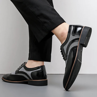 2025 Spring British Two-Tone Brogue Shoes Men Leather Low-Cut Casual Shoes Anti-Slip Breathable Office Daily Wear Oxford Shoes