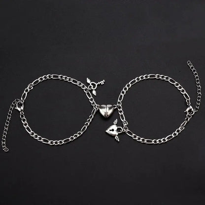 2Pcs/set Magnet Couple Bracelets Heart Attraction Bracelet Stainless Steel Charm Simple Cuban Chains Key Lock Jewelry Gifts
