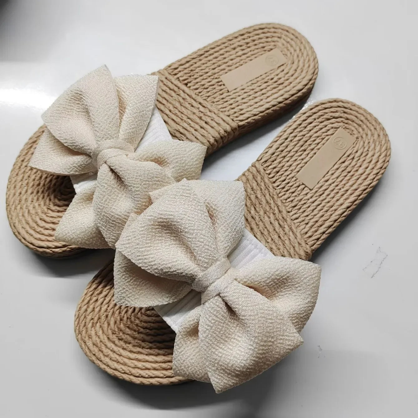 Women Slippers Fashion Trend Bow Anti Slip Sandals Wear-resistant Comfortable Soft Sole Flat Heel Slippers Home Slides Women - Premium Kiosk