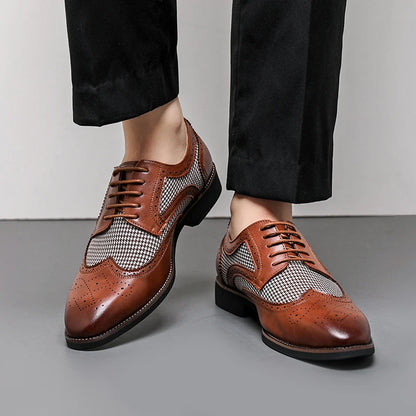2025 Spring British Two-Tone Brogue Shoes Men Leather Low-Cut Casual Shoes Anti-Slip Breathable Office Daily Wear Oxford Shoes