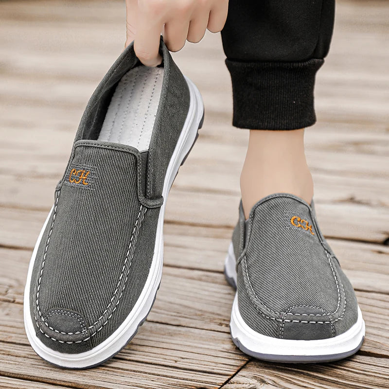 2025 Spring/summer New Style One-piece Dad's Shoes with Soft Sole, Comfortable Flat Bottom Shoes,Canvas Men's Shoes